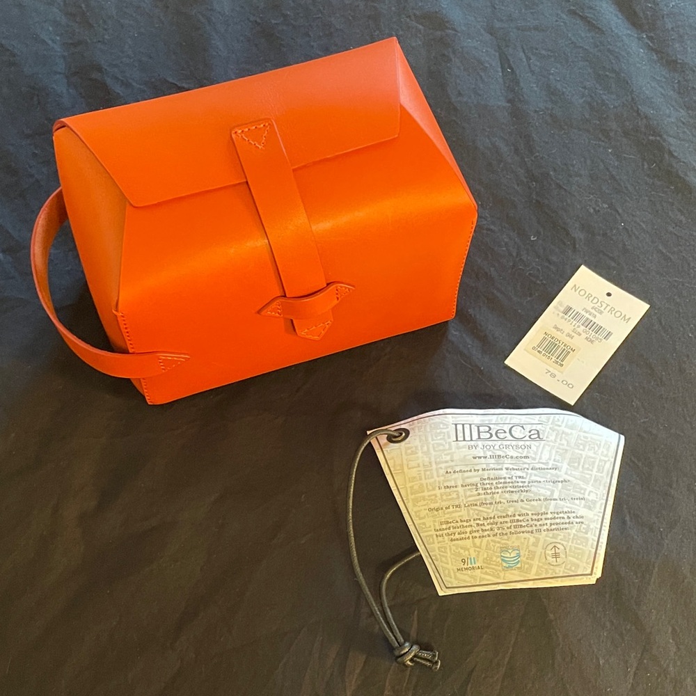 IIIBeCa Leather “Beach Street Kit” Cosmetic Case